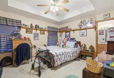Bedroom - 331 Sugar Tree Rd, Sparta, MO 65753 photo 1 of 4