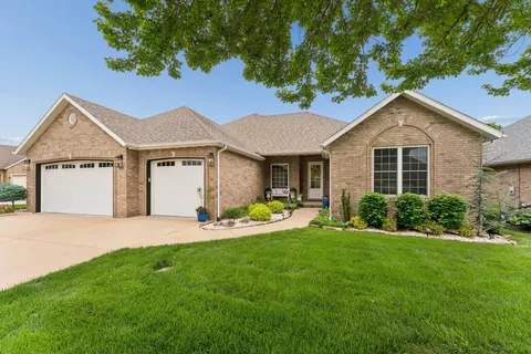 1460 Glade Ave, Springfield, MO 65802