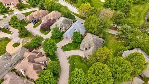View/Area - 3901 E Villa Way, Springfield, MO 65809 photo 4 of 6