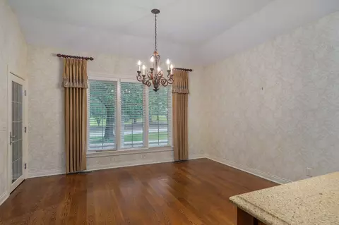 Dining - 3901 E Villa Way, Springfield, MO 65809 photo 1 of 3