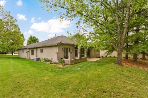 Exterior - 3901 E Villa Way, Springfield, MO 65809 photo 9 of 16