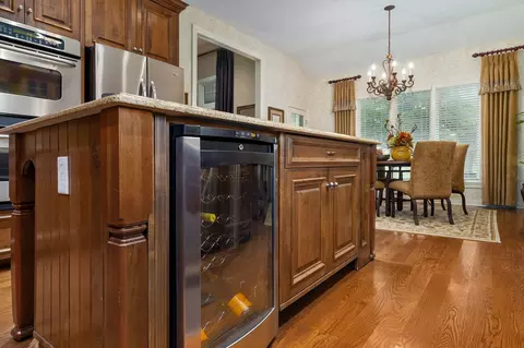 Kitchen - 3901 E Villa Way, Springfield, MO 65809 photo 6 of 6