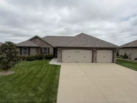 875 Independence Dr, Rogersville, MO 65742