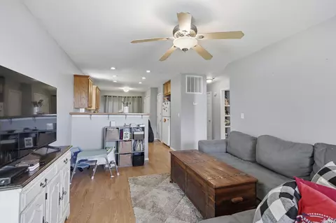 Entry Way - 104 S Elm Street St, Granby, MO 64844 photo 1 of 1
