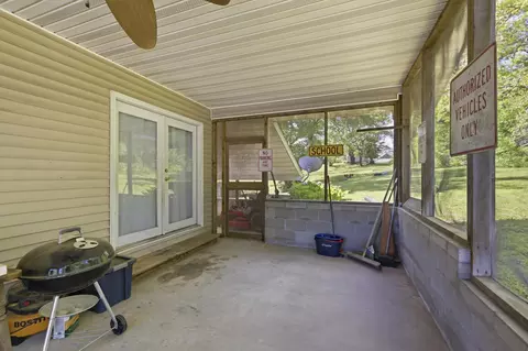 Exterior - 104 S Elm Street St, Granby, MO 64844 photo 5 of 10