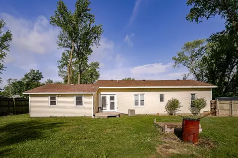 Exterior - 605 4th St, Purdy, MO 65734 photo 5 of 8
