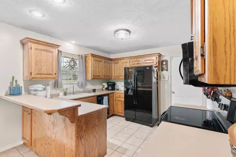Kitchen - 2004 E Lee St, Republic, MO 65738 photo 2 of 3