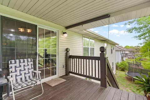 Exterior - 2004 E Lee St, Republic, MO 65738 photo 6 of 11