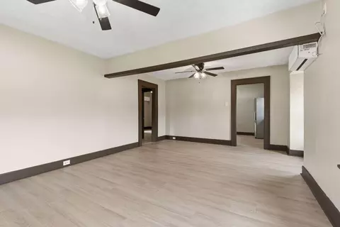 Living - 905 S Newton Ave, Springfield, MO 65806 photo 4 of 4