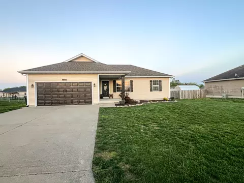 4818 S 129th Rd, Bolivar, MO 65613