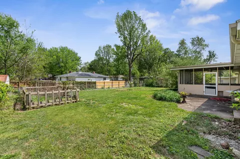 Exterior - 1904 S Valleyroad Ave, Springfield, MO 65804 photo 9 of 9