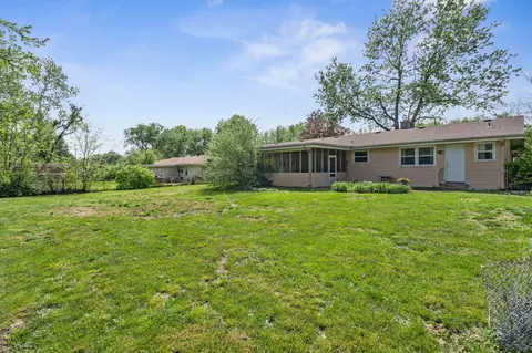 Exterior - 1904 S Valleyroad Ave, Springfield, MO 65804 photo 7 of 9