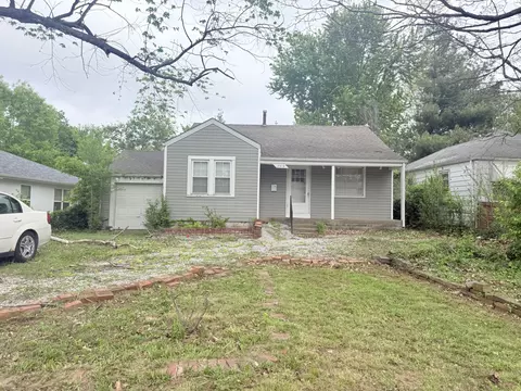2919 W Lincoln St, Springfield, MO 65802