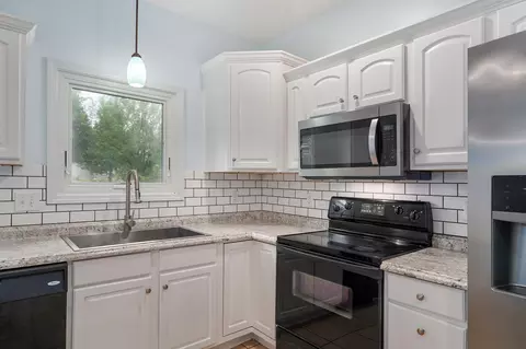 4833 E Crab Apple Ln, Springfield, MO 65809 photo 15