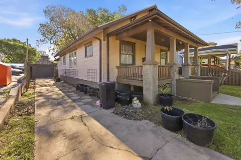 1918 N Douglas Ave, Springfield, MO 65803 photo 2