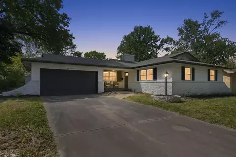 3072 E Lomita St, Springfield, MO 65804