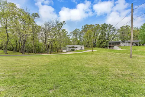 Exterior - 4859 S Roslyn Ave, Springfield, MO 65804 photo 5 of 11