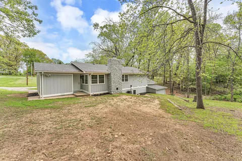 Exterior - 4859 S Roslyn Ave, Springfield, MO 65804 photo 10 of 11