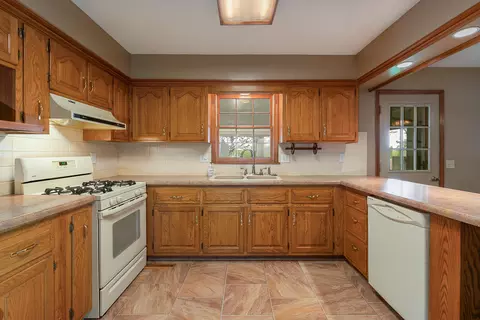Kitchen - 6726 W Dogwood St, Springfield, MO 65802 photo 2 of 3