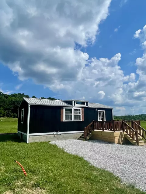 Exterior - 104 Cottage Brook Cir, Anderson, MO 64831 photo 2 of 2