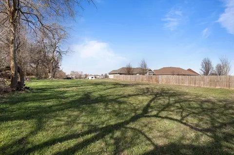 3468 W Hestand St, Springfield, MO 65803 photo 6