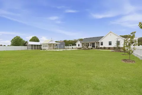 Exterior - 6254 E Farm Rd 132, Springfield, MO 65802 photo 23 of 25