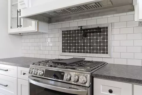 Kitchen - 6254 E Farm Rd 132, Springfield, MO 65802 photo 5 of 7