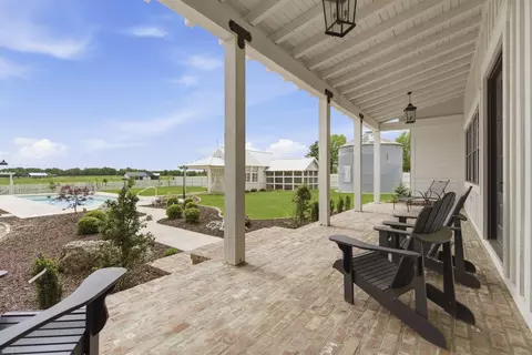 Exterior - 6254 E Farm Rd 132, Springfield, MO 65802 photo 11 of 25