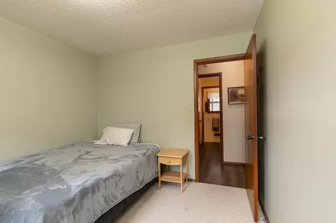 Bedroom - 1140 E Rosebrier St, Springfield, MO 65807 photo 2 of 6