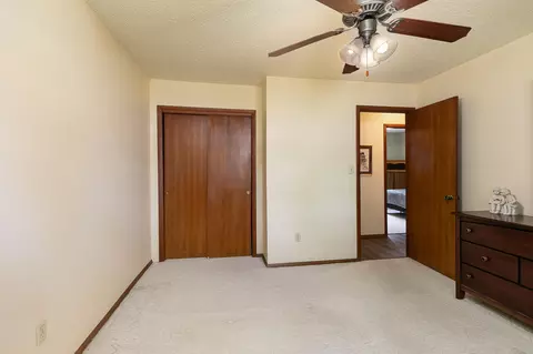 Bedroom - 1140 E Rosebrier St, Springfield, MO 65807 photo 6 of 6