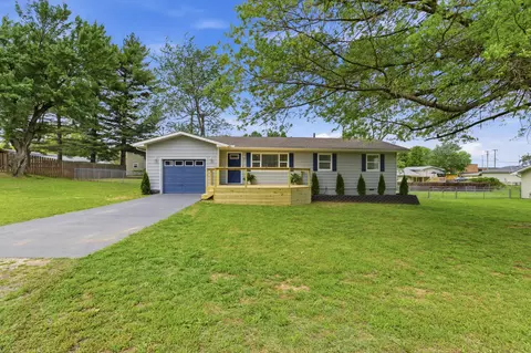 302 Highland Ave, Monett, MO 65708