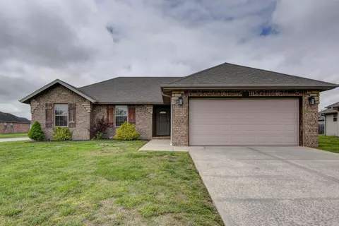 1161 S Venice Ave, Republic, MO 65738