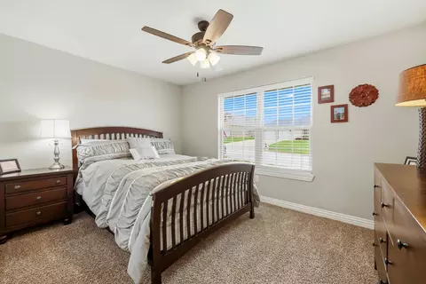 Bedroom - 722 E Mining Camp Rd, Nixa, MO 65714 photo 3 of 3