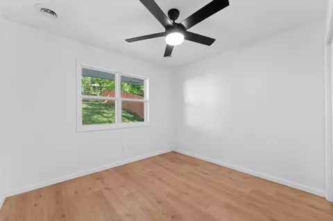 Bedroom - 641 Eiserman Ave, Branson, MO 65616 photo 6 of 6