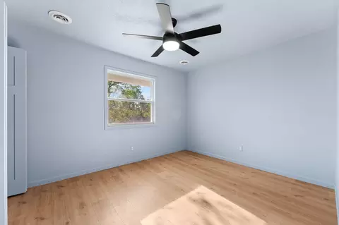 Bedroom - 641 Eiserman Ave, Branson, MO 65616 photo 3 of 6