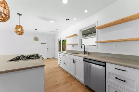 Kitchen - 641 Eiserman Ave, Branson, MO 65616 photo 5 of 5