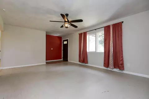 Living - 1570 E Snider St, Springfield, MO 65803 photo 1 of 1