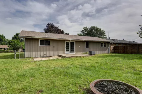 Exterior - 1570 E Snider St, Springfield, MO 65803 photo 3 of 3