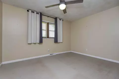 Bedroom - 1570 E Snider St, Springfield, MO 65803 photo 1 of 5