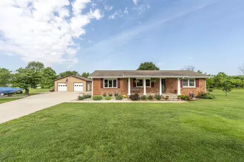 419 E Northview Cir, Fair Grove, MO 65648