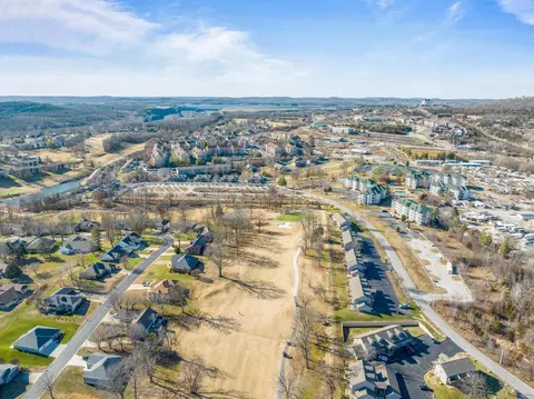 View/Area - 18 Fall Creek Trl #8, Branson, MO 65616 photo 5 of 6