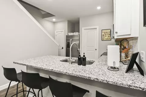 Kitchen - 3003 N Vineyards Ter #3, Branson, MO 65616 photo 4 of 6