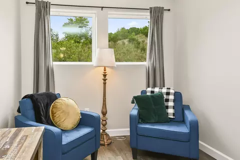 Living - 3003 N Vineyards Ter #3, Branson, MO 65616 photo 6 of 6