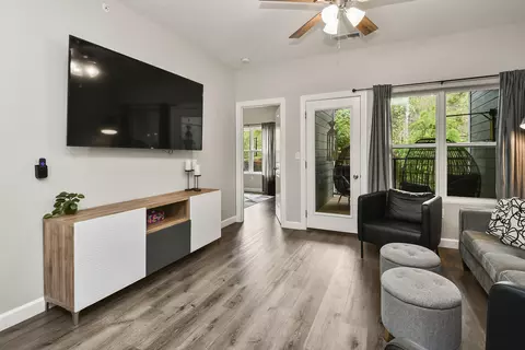 Living - 3003 N Vineyards Ter #3, Branson, MO 65616 photo 1 of 6