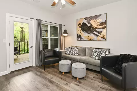 Living - 3003 N Vineyards Ter #3, Branson, MO 65616 photo 2 of 6