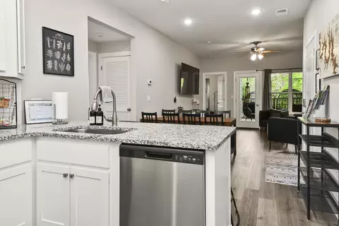 Kitchen - 3003 N Vineyards Ter #3, Branson, MO 65616 photo 1 of 6