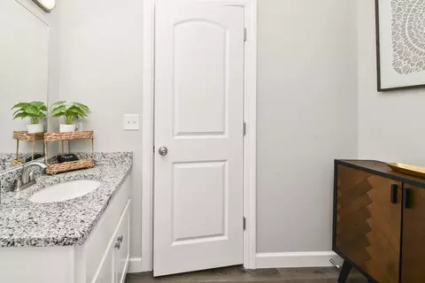 Bath - 3003 N Vineyards Ter #3, Branson, MO 65616 photo 5 of 6
