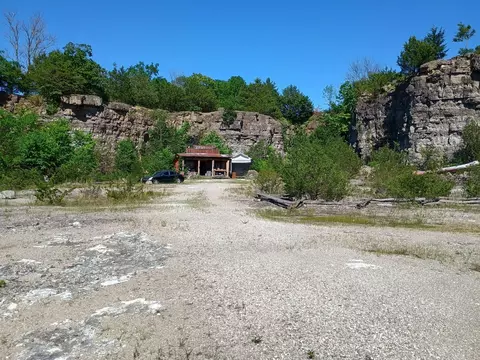 Exterior - 20615 Table Rock Ridge Rd, Shell Knob, MO 65747 photo 8 of 14