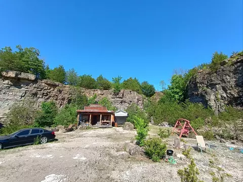 Exterior - 20615 Table Rock Ridge Rd, Shell Knob, MO 65747 photo 5 of 14