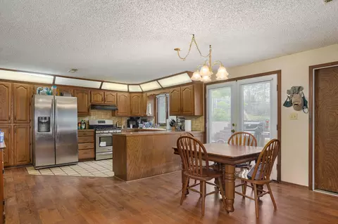 Kitchen - 2925 E Clovis Cir, Springfield, MO 65804 photo 1 of 3